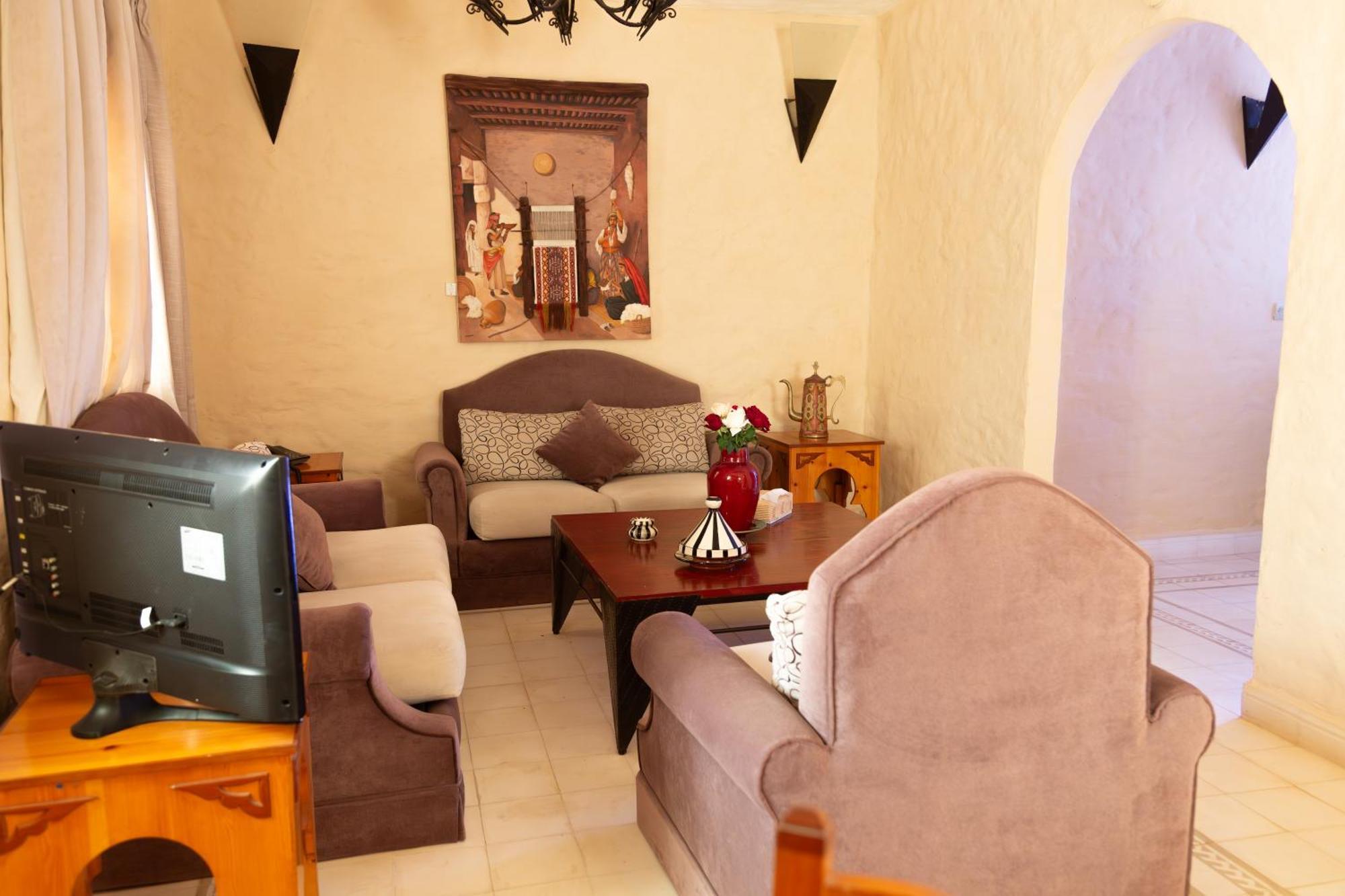 Riad Al Madina 에사우이라 외부 사진
