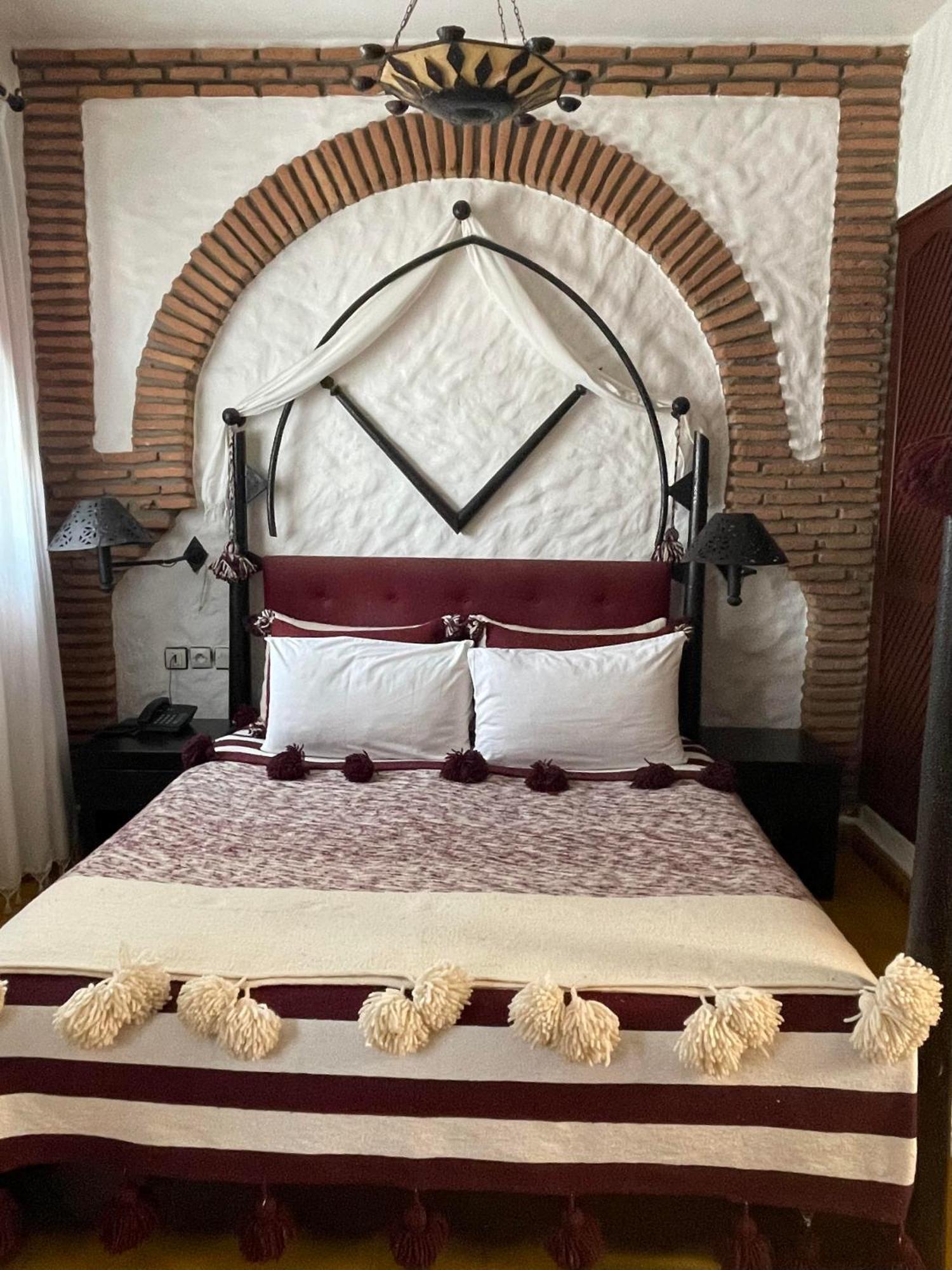 Riad Al Madina 에사우이라 외부 사진