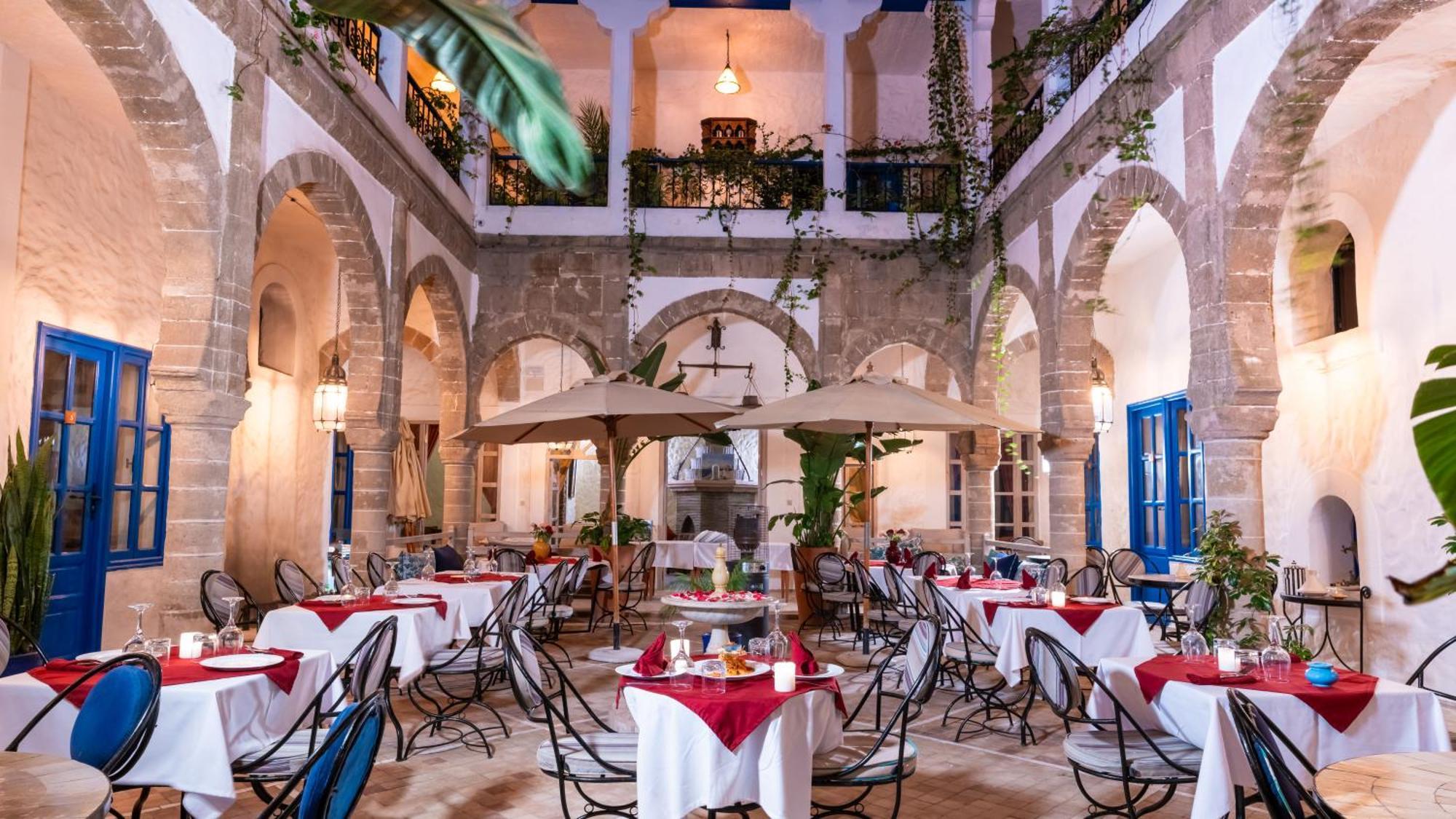 Riad Al Madina 에사우이라 외부 사진